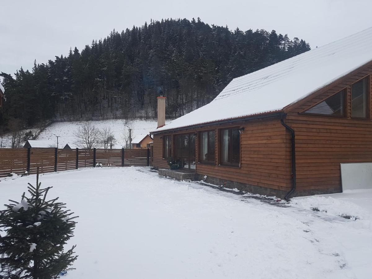 Bed and Breakfast Sura Lu' Vasile. Crivina  Екстер'єр фото