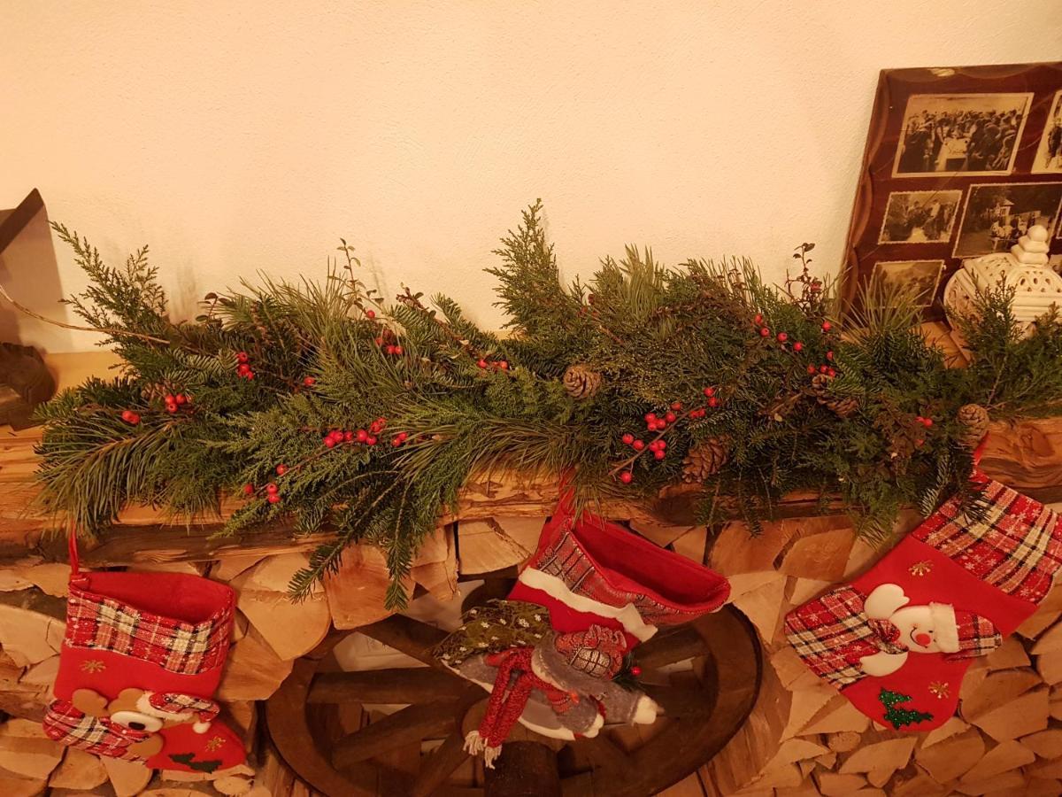 Bed and Breakfast Sura Lu' Vasile. Crivina  Екстер'єр фото